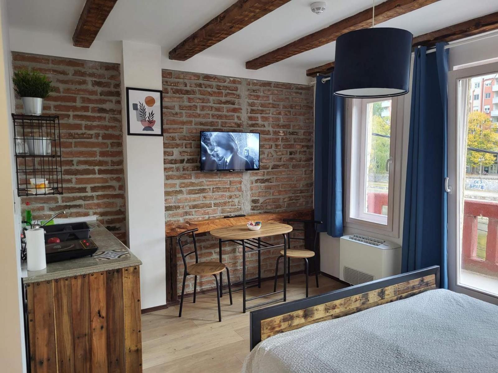 Apartment By The River Ниш Экстерьер фото